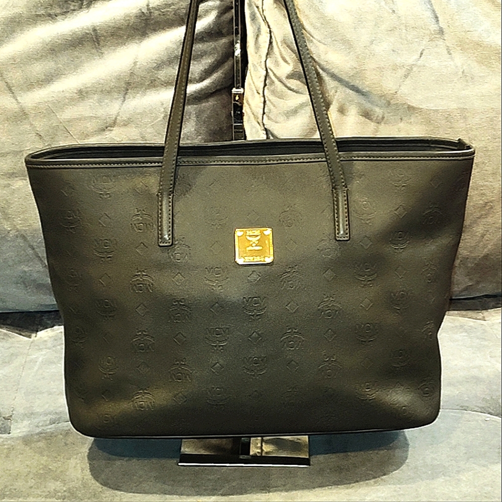 MCM MONOGRAM EMBOSSED BLACK/GRAY SMOOTH COWHIDE TWO-WAY TOTE / SHOULDER BAG EUC